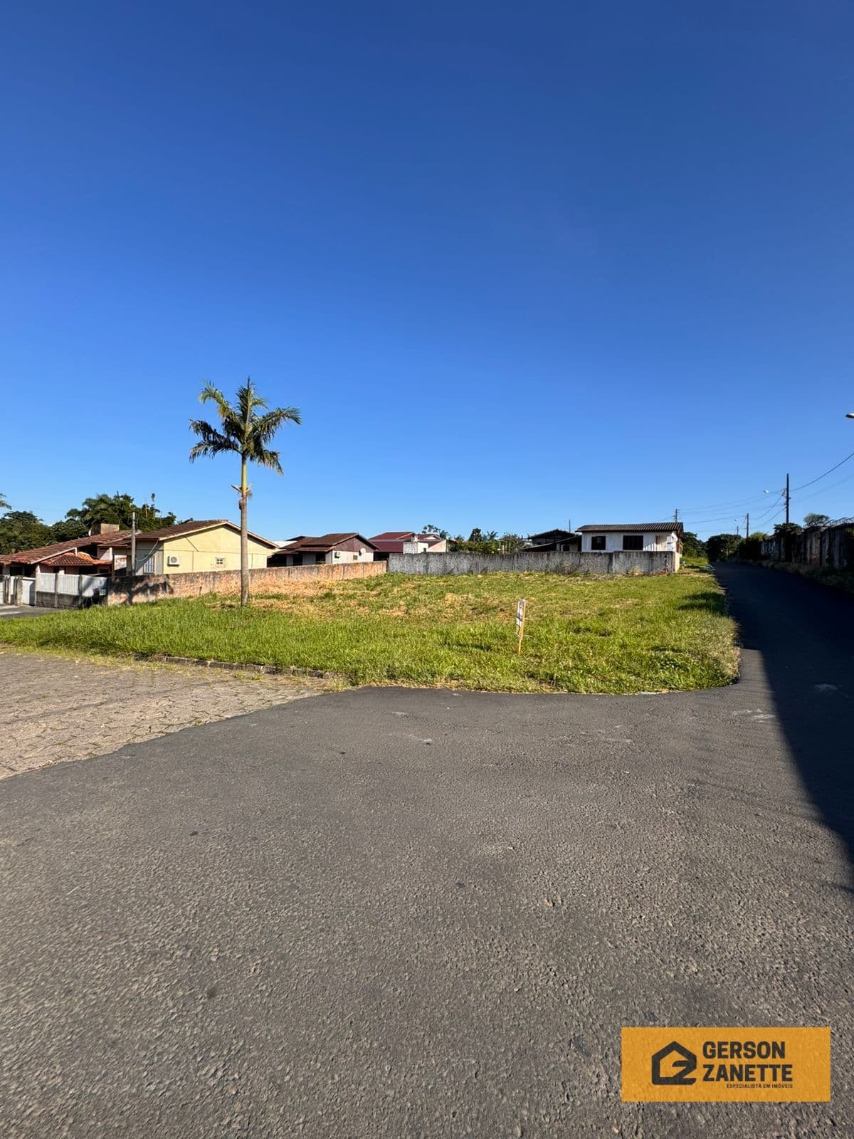 Terreno - Bairro São Luís - Criciúma-SC