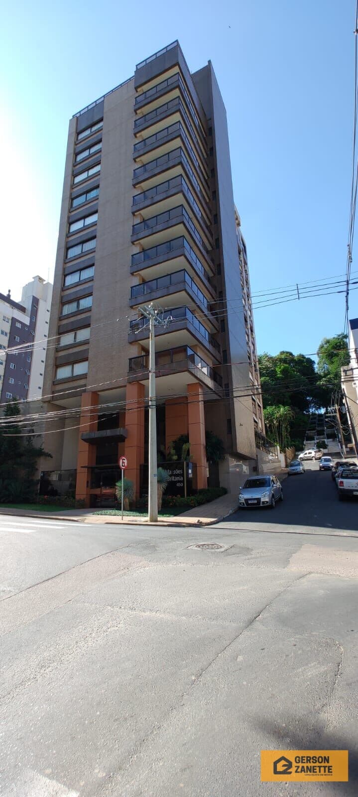 Res. Manções Britânia/ B. Centro/ Criciúma/ SC