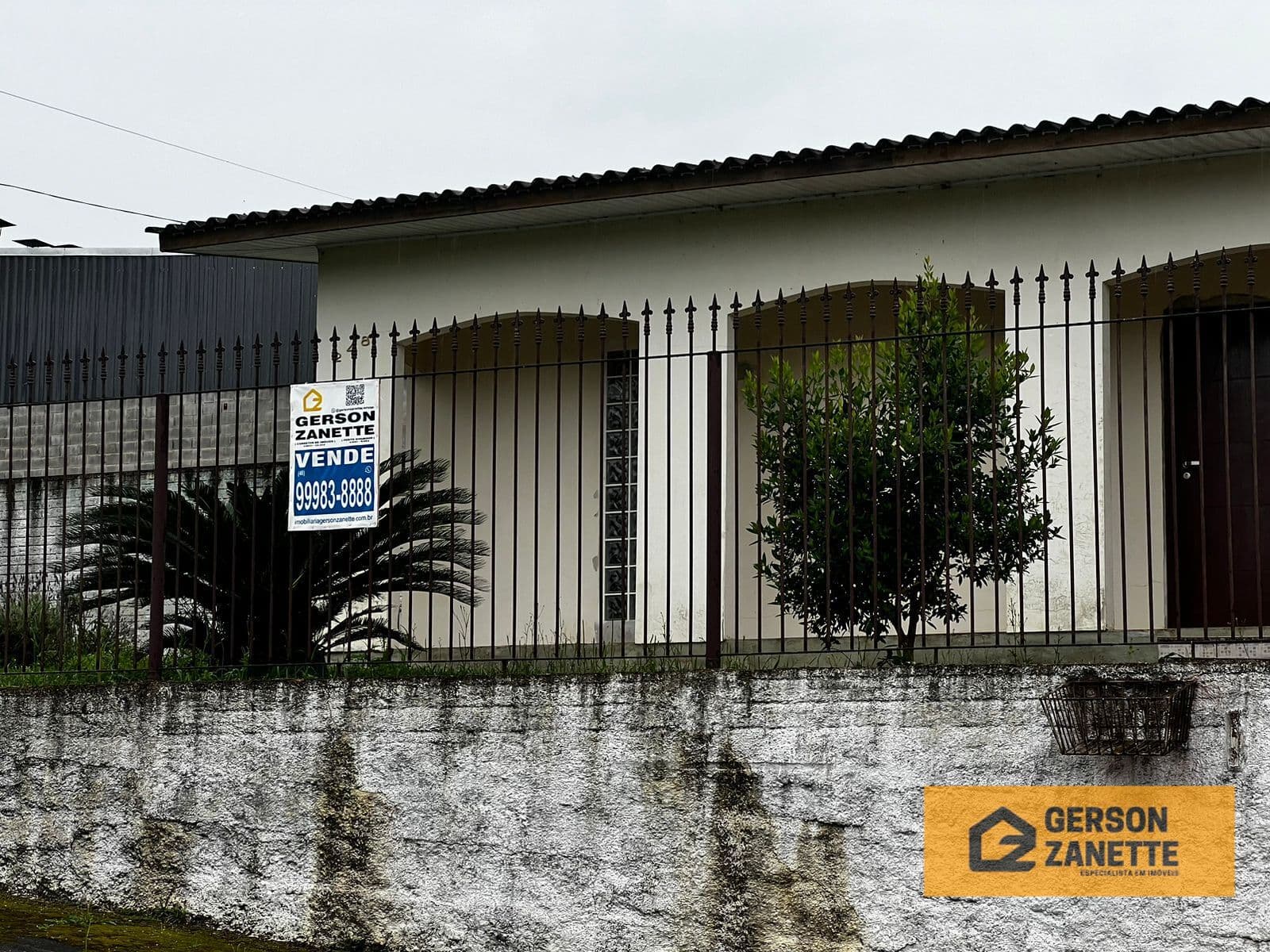 Res. Residencial/ Comercial/ B. Pedro Zanivan/ Criciúma/ SC