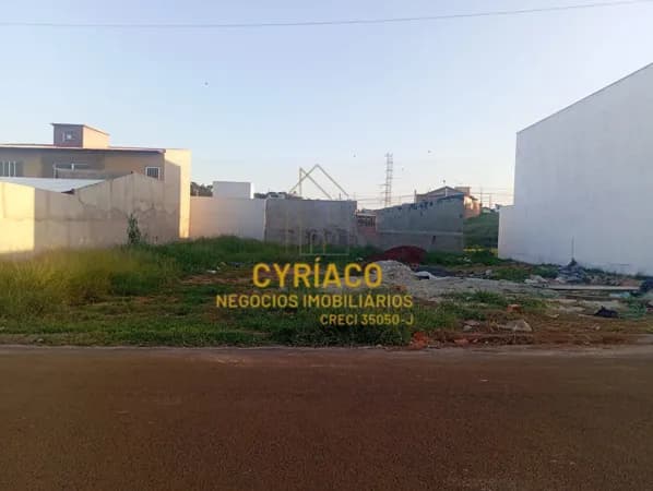 Terreno em Residencial Lívia, Botucatu/SP