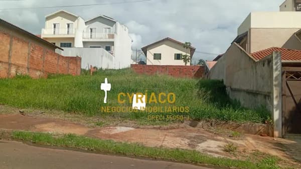 Lote/Terreno em Botucatu - Altos do Paraíso