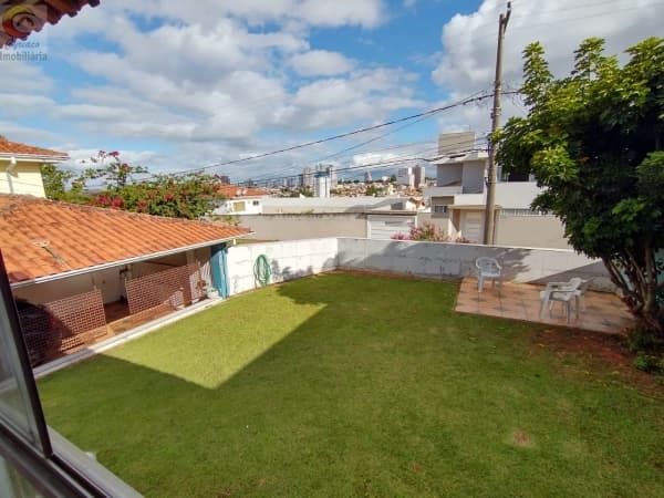Casa Alto Padrão para Venda em Recanto Azul Botucatu-SP