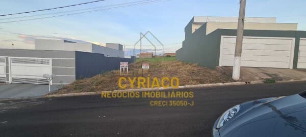 Lote/Terreno em Botucatu - Villas Paraíso