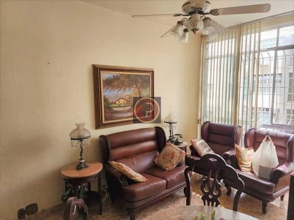 Apartamento no Leme em rua sem saida