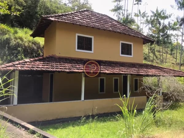 Fazenda com casa nova com 43 alqueires próxima de Miguel Pereira!