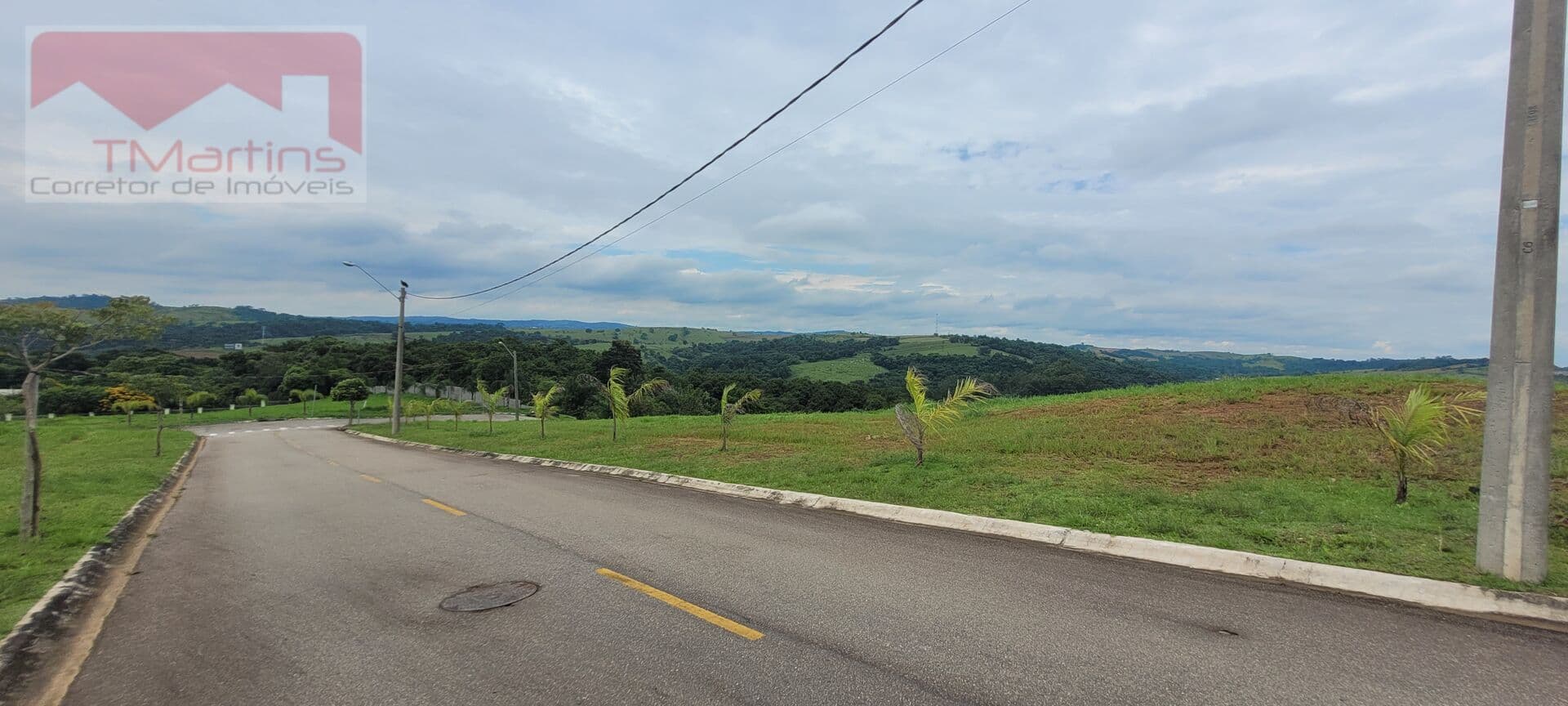 Terreno de esquina em Condomínio Reserva Santa Mônica, Itupeva/SP