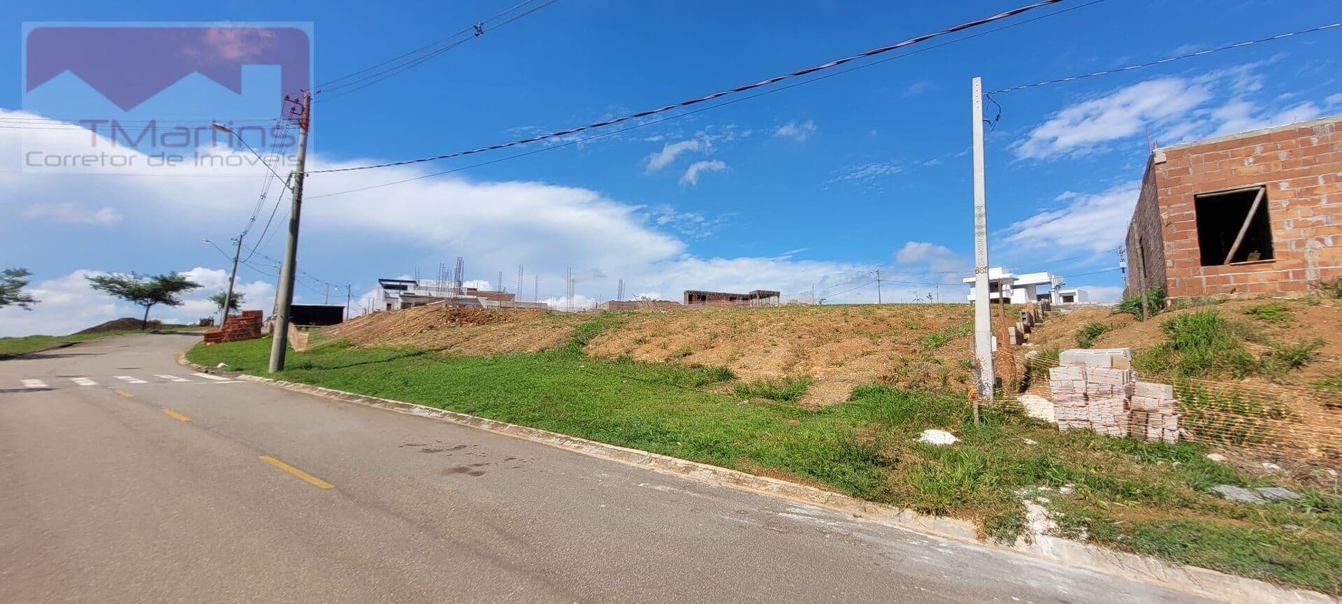 Terreno Premium de 1.009m² com Vista Panorâmica no Reserva Santa Mônica
