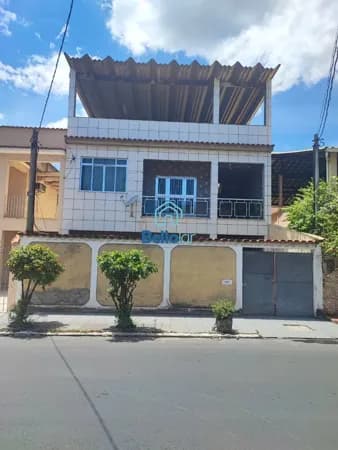🏡 OPORTUNIDADE – CASA TRIPLEX EM ROCHA SOBRINHO / MESQUITA