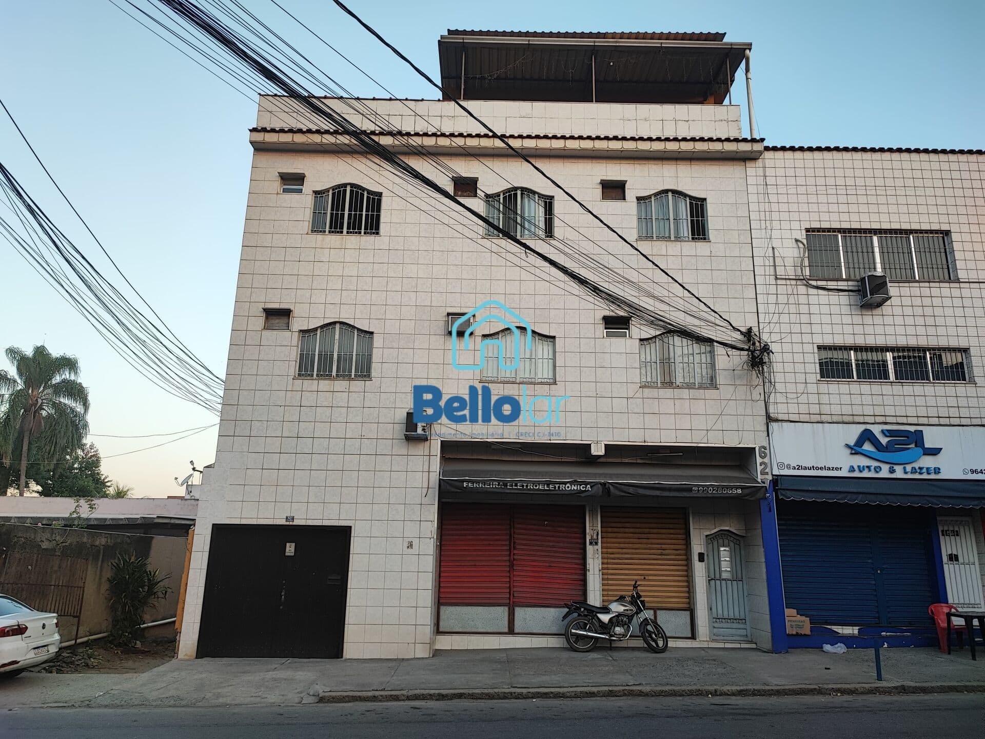 EXCELENTE PRÉDIO PARA VENDA EM PONTO CHIC.