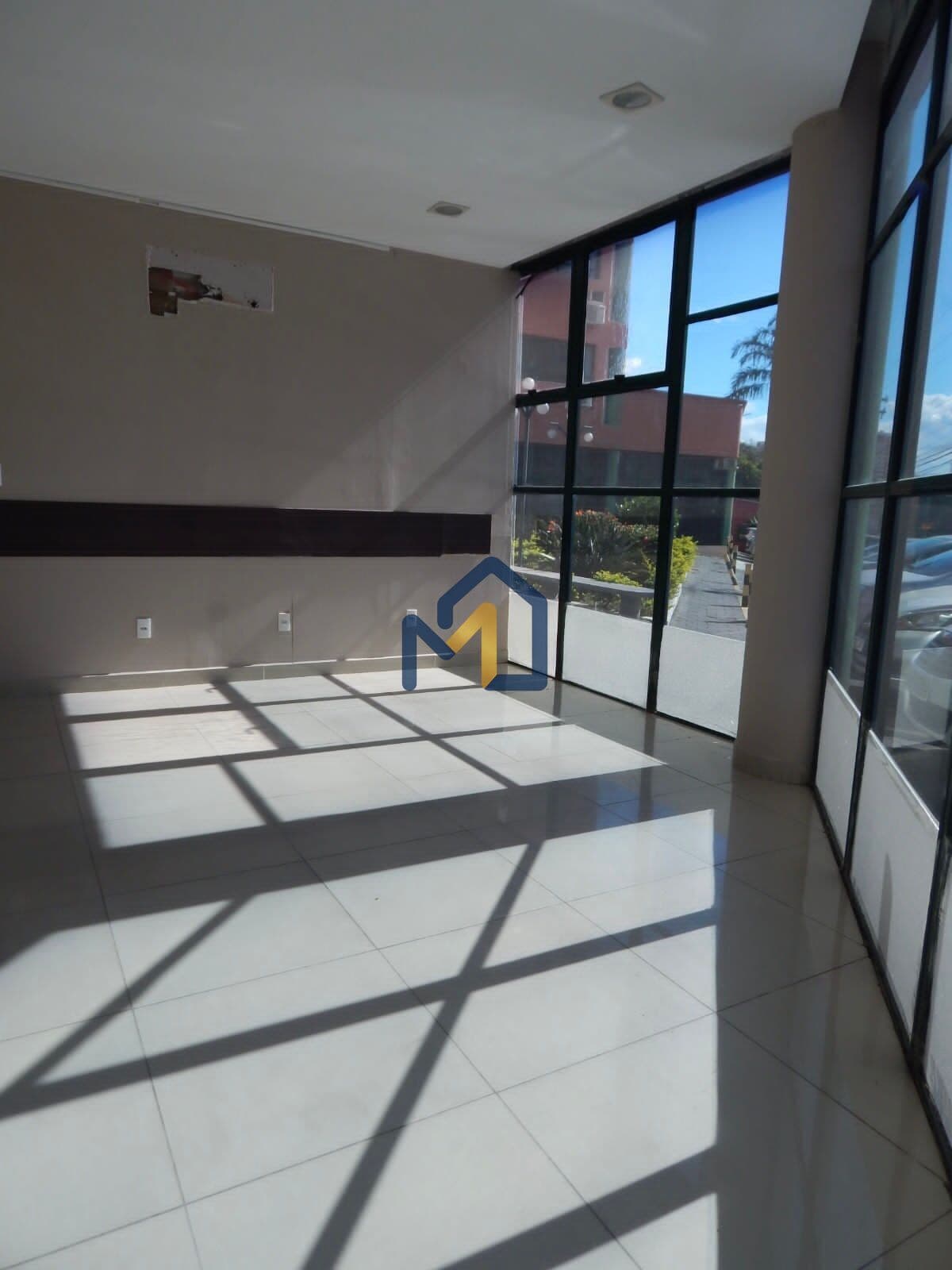 SALA COMERCIAL PARA LOCAÇÃO, FLORADAS DE SÃO JOSÉ, EM SÃO JOSÉ DOS CAMPOS/SP