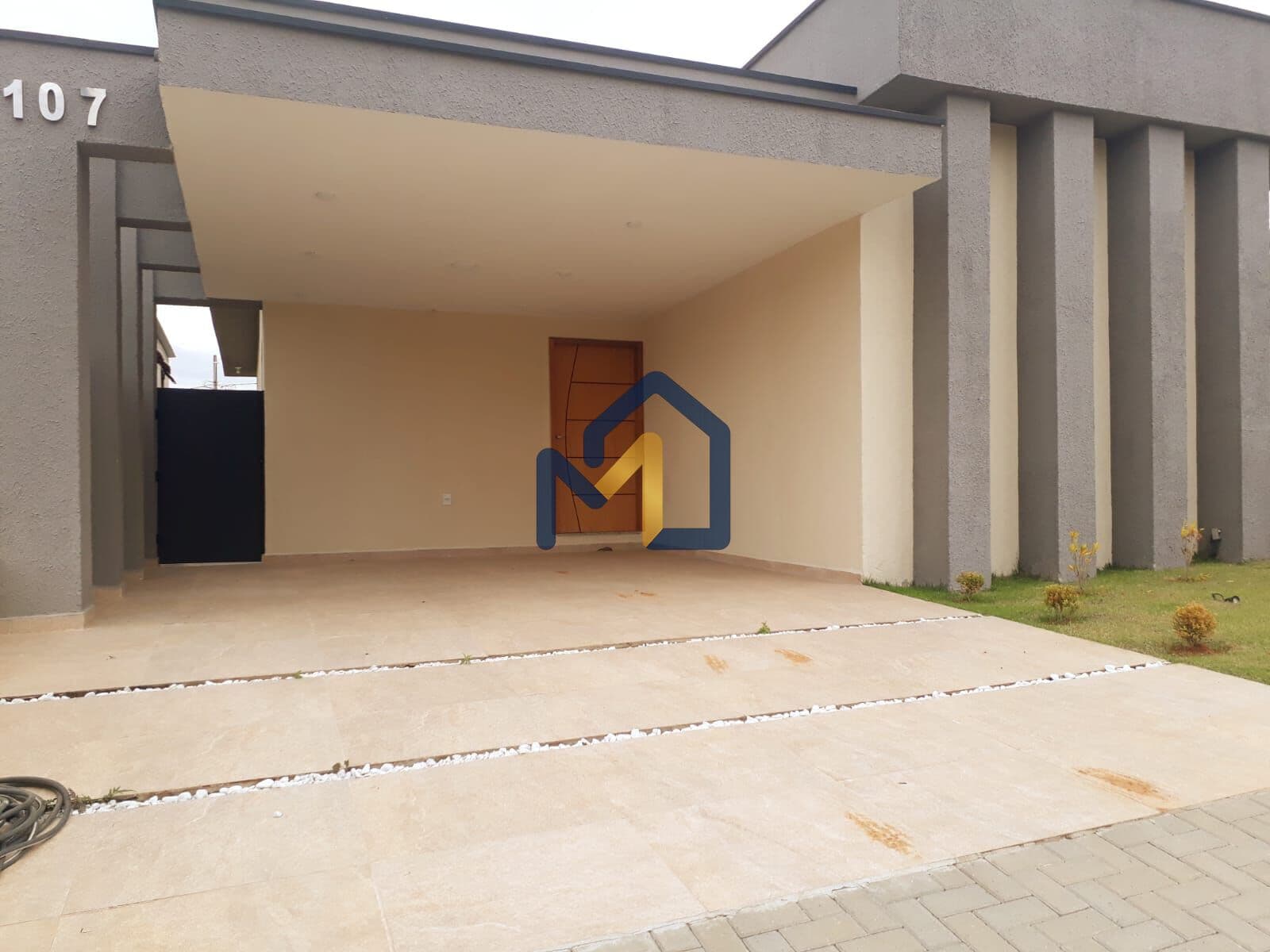 CASA A VENDA, CONDOMINIO FECHADO CATAGUÁ WAY SUL, 3 DORMITORIOS 2 SENDO SUÍTES, 2 VAGAS DE GARAGEM, TAUBATÉ/SP