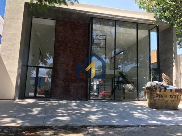 PONTO COMERCIAL A VENDA 300M², 3 BANHEIROS, 4 VAGAS, BAIRRO CENTRO SÃO JOSÉ DOS CAMPOS/SP