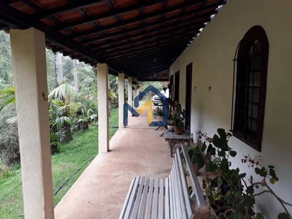 SITIO À VENDO NA ZONA NORTE, 65 MIL M², CASA COM 4 DORMITORIOS, 2 BANHEIROS