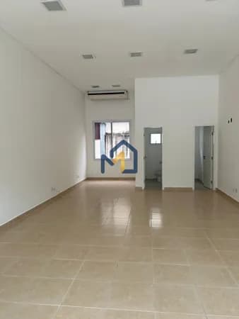 Sala Comercial com Ar-Condicionado e Garagem em Prédio com Elevador para Locação
