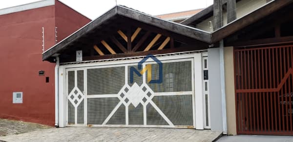 CASA A VENDA, 150M², 3 QUARTOS 1 SENDO SUITE, 3 BANHEIROS, 2 VAGAS DE GARAGEM, SÃO JOSÉ DOS CAMPOS