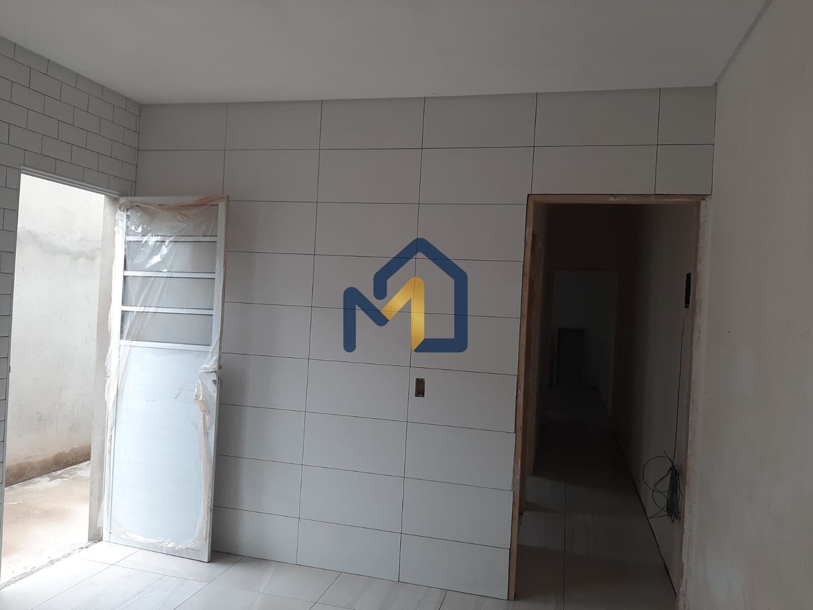 CASA À VENDA ZONA SUL 2 DORMITORIOS,1 SUITE, 1 VAGA SÃO JOSÉ DOS CAMPOS/SP