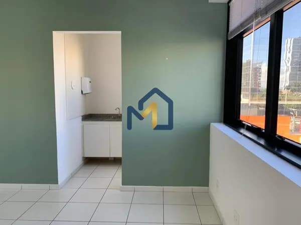 Sala Comercial no Espaço Aquarius – Abaixo do Valor de Mercado em Região de Alto Padrão