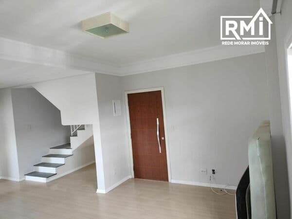 Casa para Alugar no Jardim das Indústrias São José dos Campos | Sobrado Villagio | 3 Dormitórios | 3 Vagas