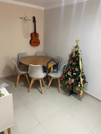 Apartamento Reformado com Planejados e Ar-Condicionado no Spazio Giallo – Vila Tesouro!