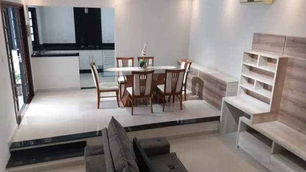 Casa na melhor localização do Jardim das Indústrias com piscina e área gourmet