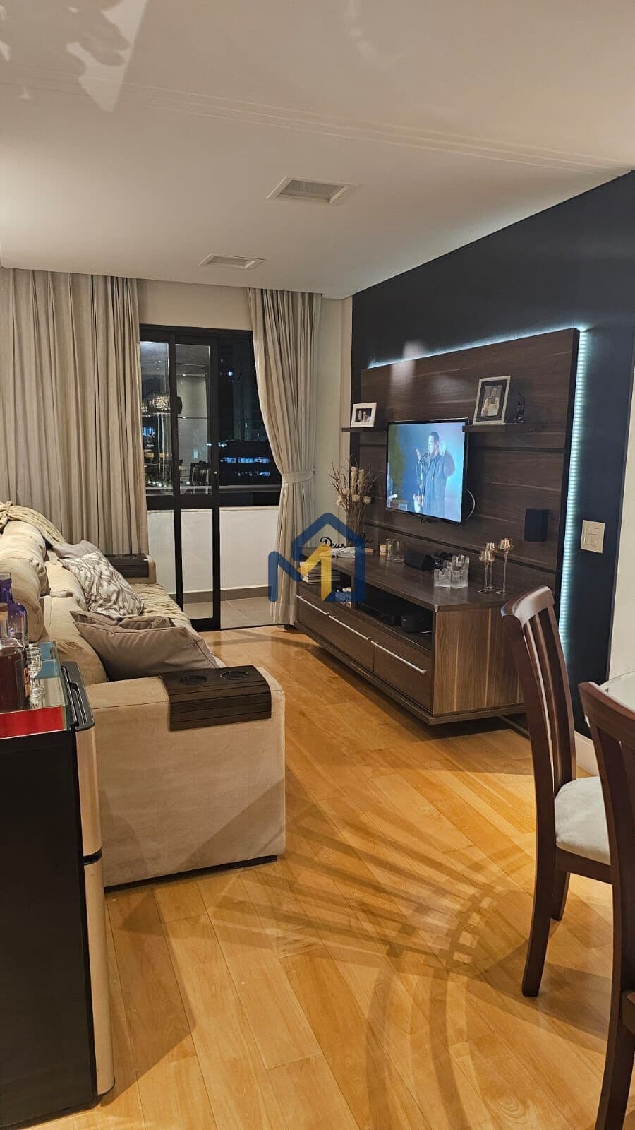 APARTAMENTO À VENDA, JARDIM APOLO EM SÃO JOSÉ DOS CAMPOS/SP