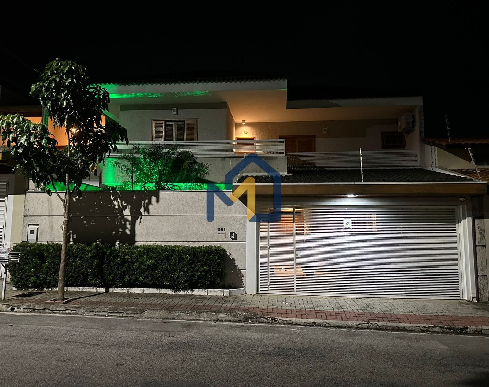 CASA À VENDA NO JARDIM SÃO VICENTE EM SÃO JOSÉ DOS CAMPOS/SP