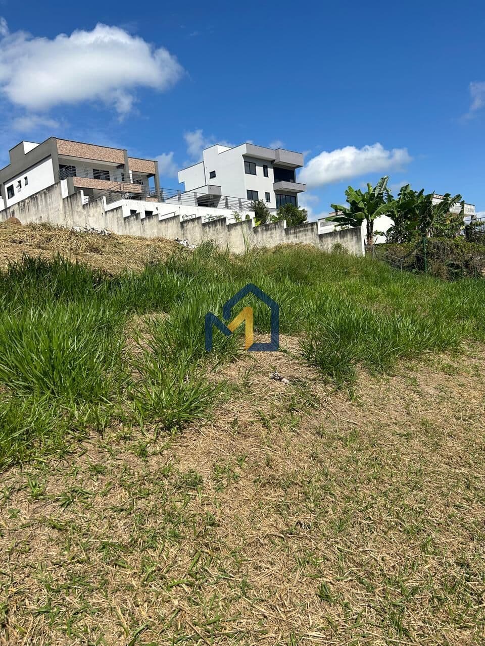 TERRENO À VENDA EM CONDOMÍNIO FECHADO, JACAREÍ/SP