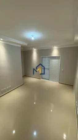 Casa á venda em São José dos Campos, bairros Jardim das Industrias - SP