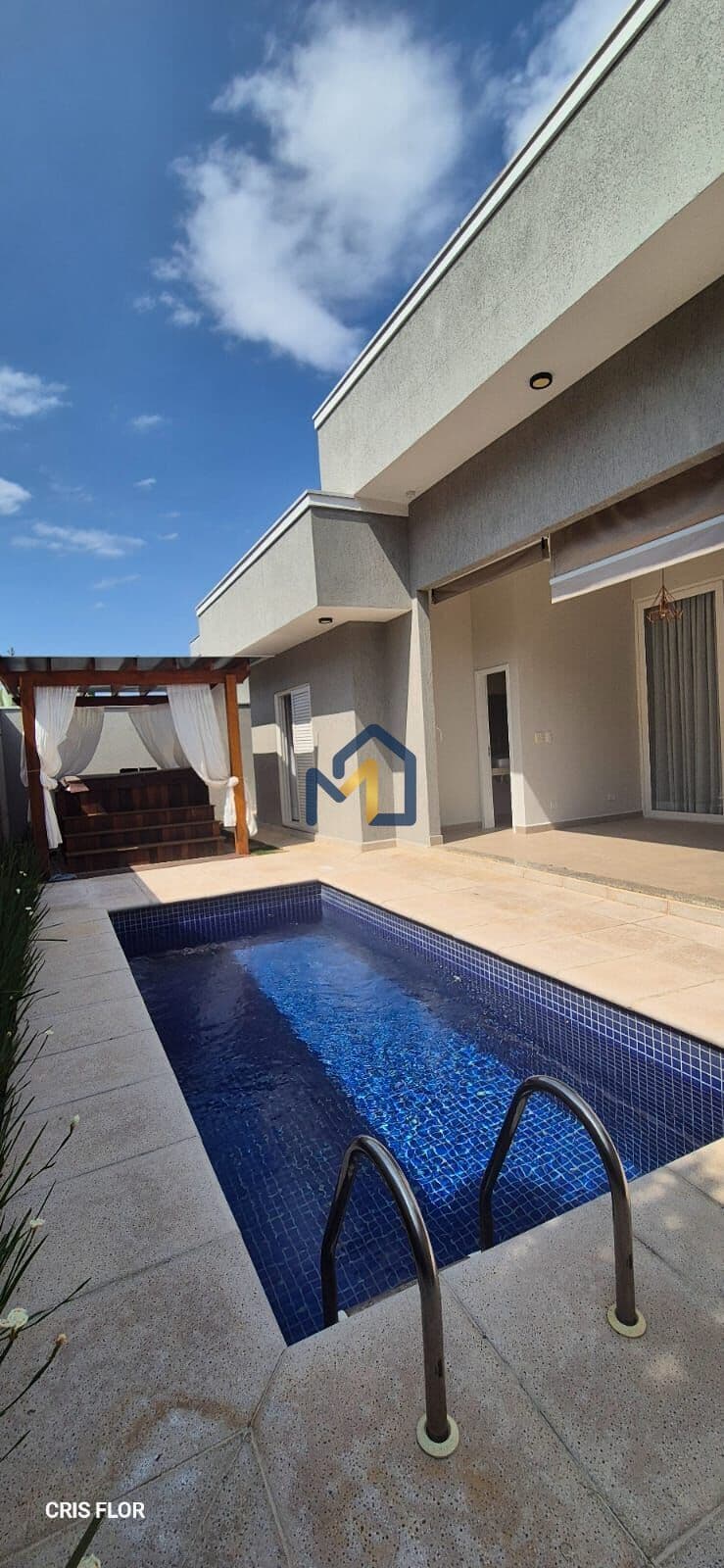 CASA A VENDA, CONDOMINIO FECHADO, JARDIM DO GOLFE III, 4 SUÍTES E 4 VAGAS DE GARAGEM, SJC/SP