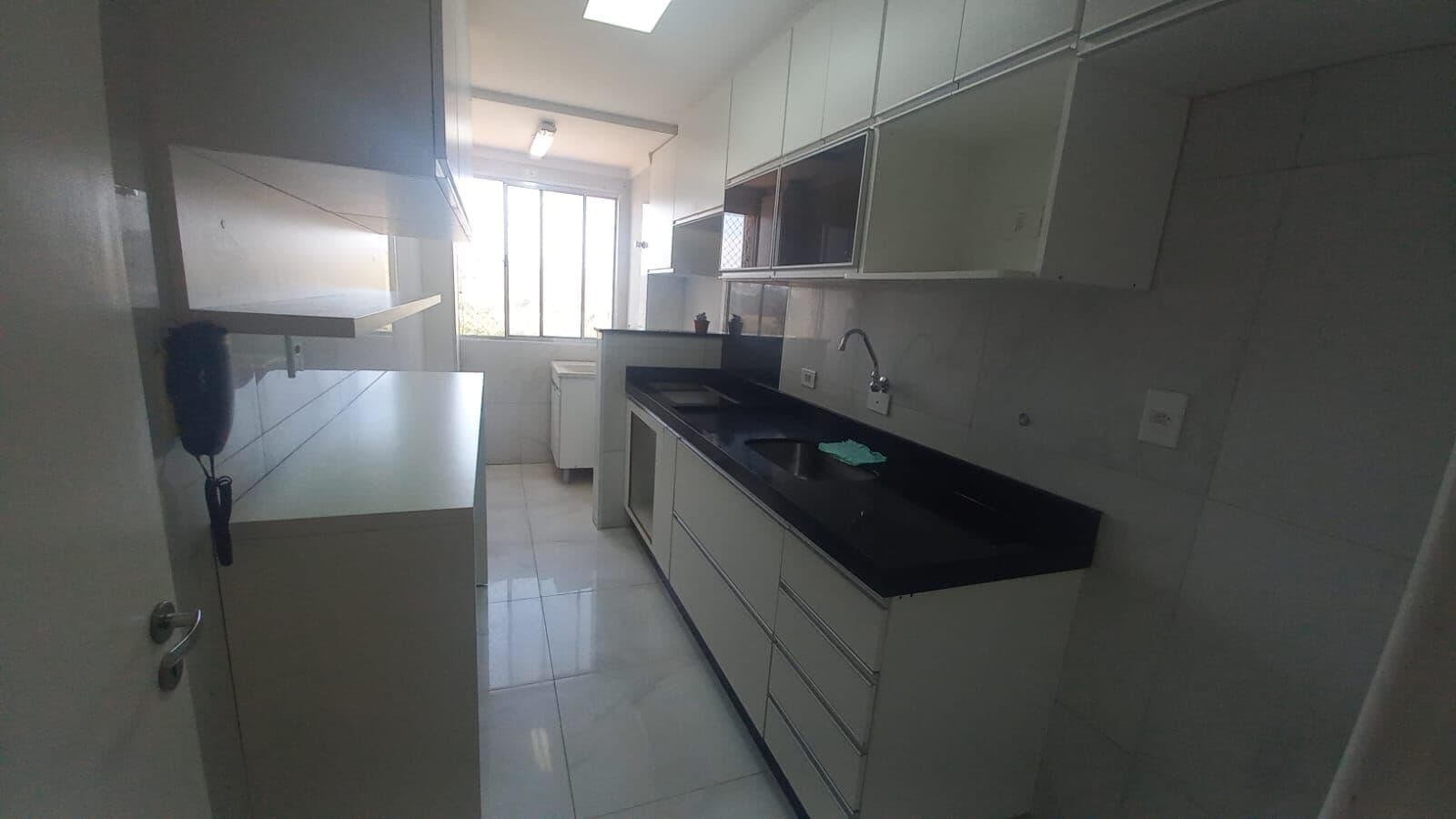 Apartamento para Locação em São José dos Campos | Dulce Edwards Residencial Ana Maria | 58m² | 2 Dormitórios | Varanda | 1 Vaga