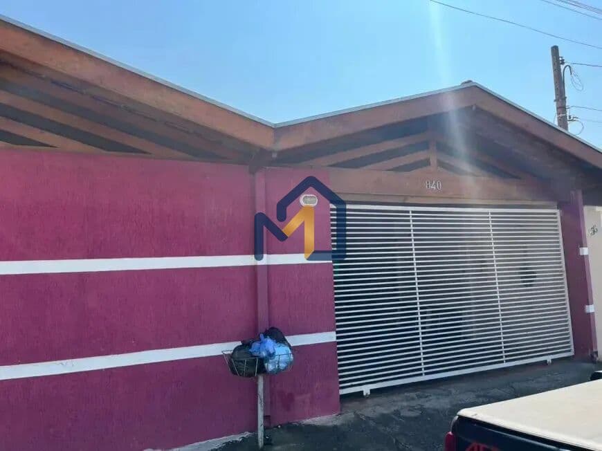 CASA Á VENDA NO BAIRRO GALO BRANCO, 3 DORMITORIOS, 4 VAGAS DE GARAGEM, SJC/SP