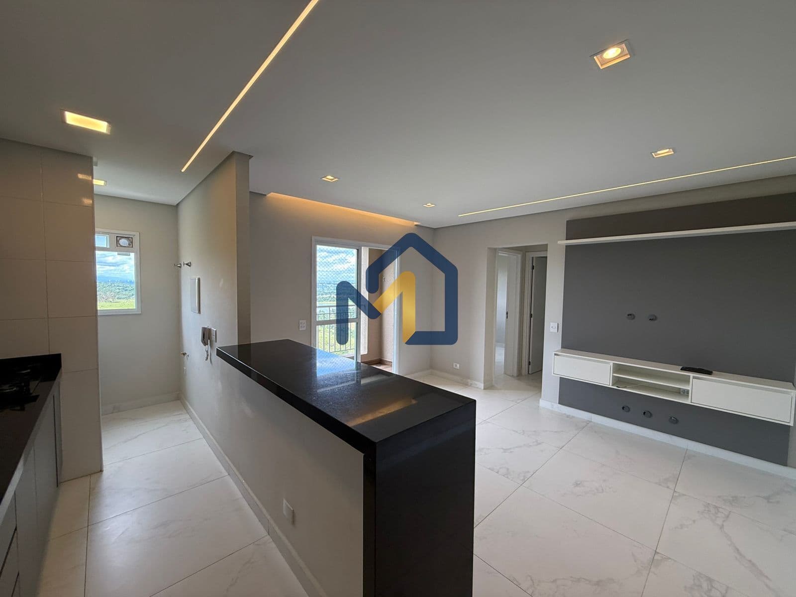 APARTAMENTO À VENDA, PAGADOR DE ANDRADE EM JACAREÍ/SP