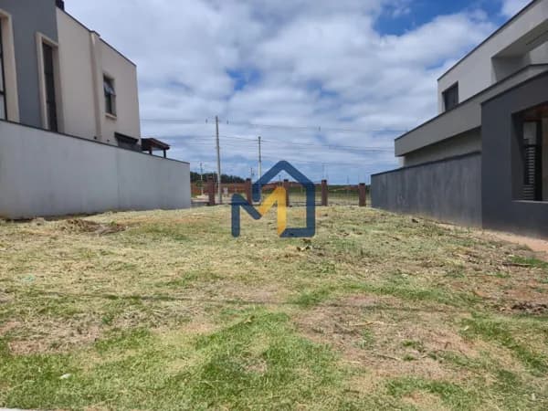 Terreno 270m² Acima do Padrão no Reserva Aruanã – Alto Padrão!