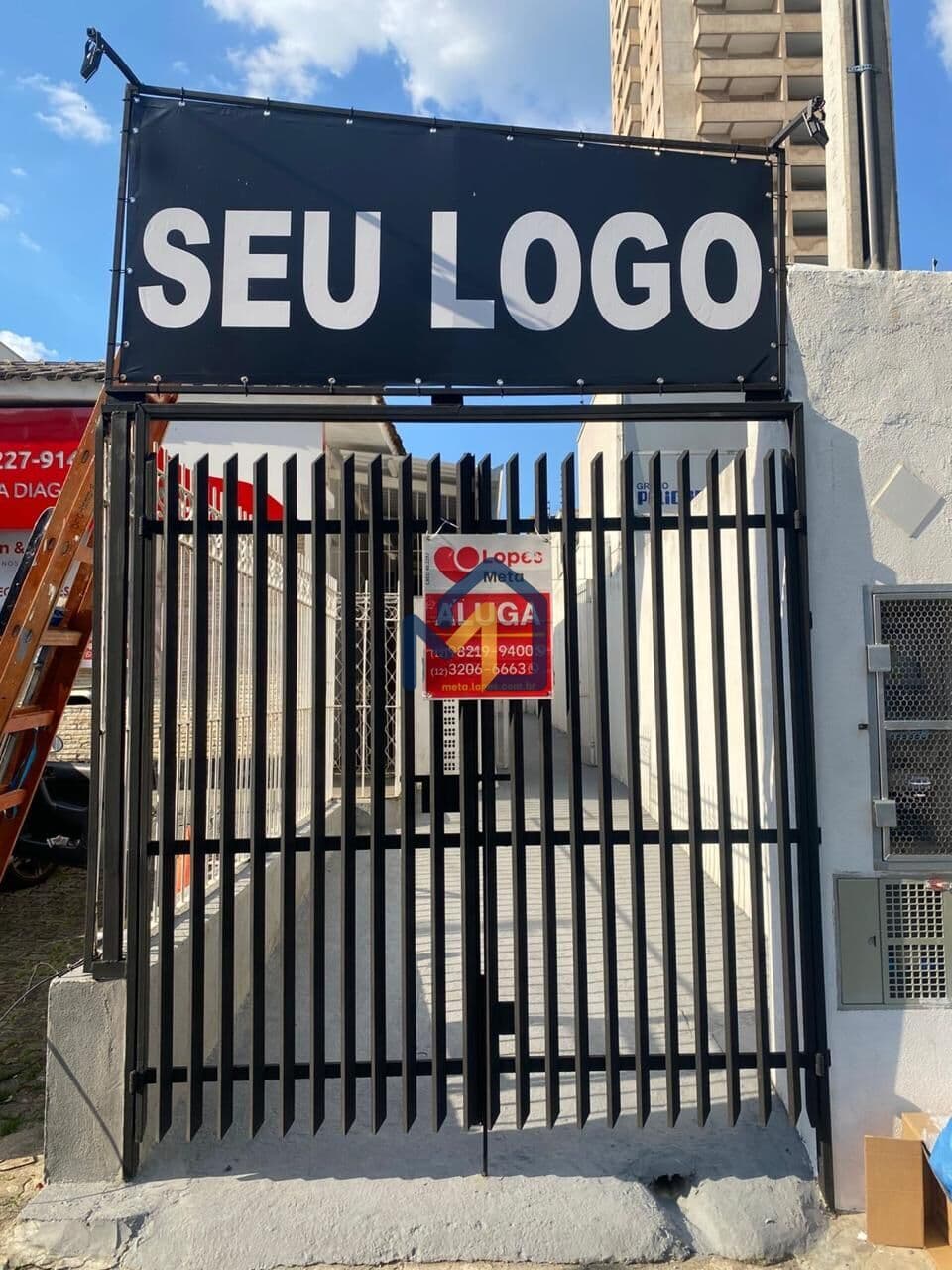 CASA PARA LOCAÇÃO, BAIRRO VILA ADYANA, 3 SALAS, 1 VAGA DE GARAGEM, SJC/SP