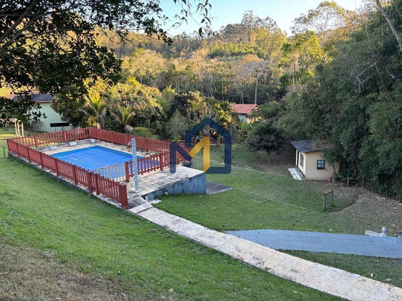Chácara dos Sonhos! 2.500m² de Puro Lazer com Piscina, Pomar e Área Gourmet Completa – Conforto e Privacidade em Meio à Natureza!