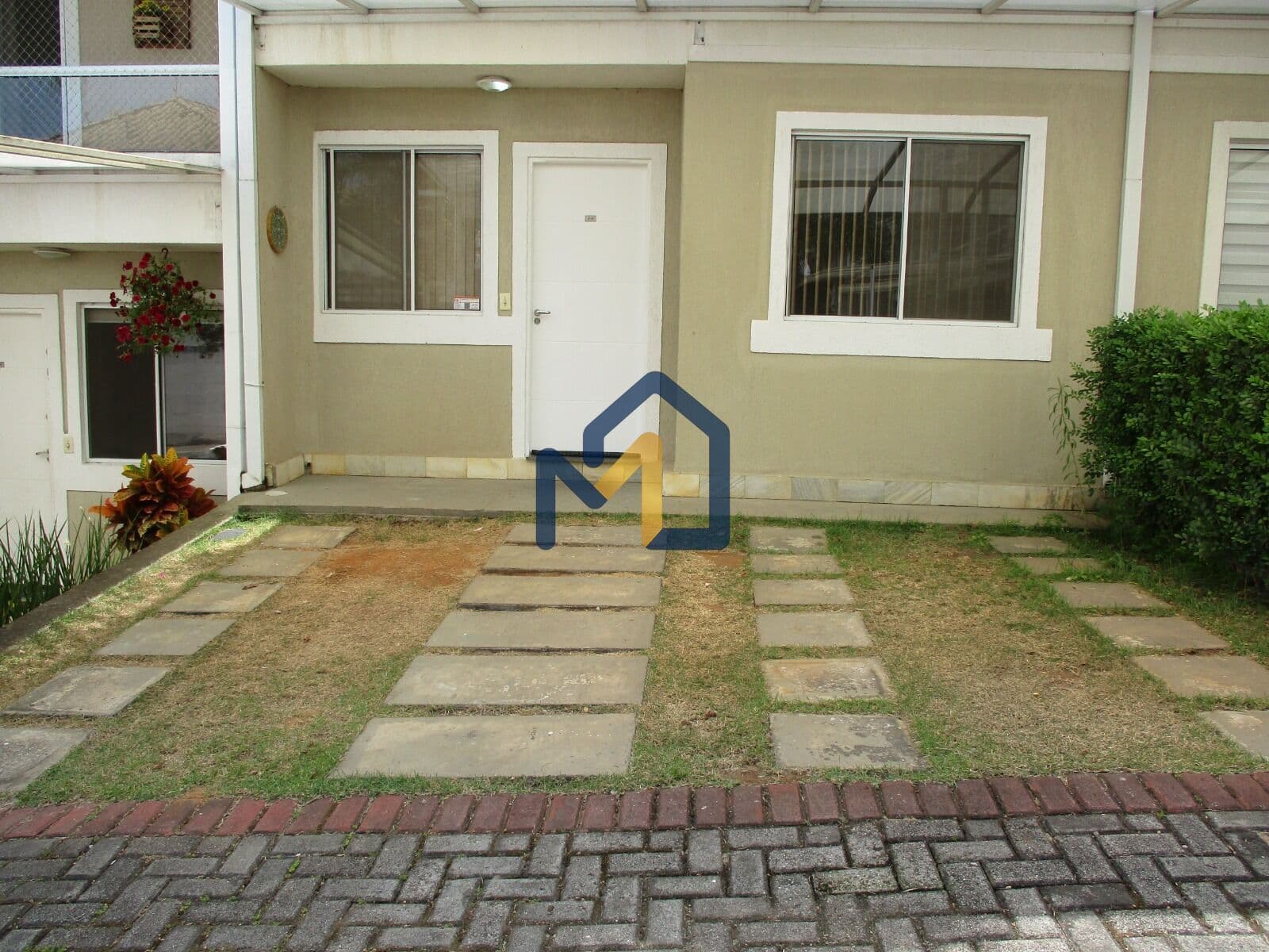 CASA PARA LOCAÇÃO, CONDOMINIO VILLAGE DEI FIORE, 3 DORMITORIOS 1 SENDO SUITE, 2 VAGAS DE GARAGEM, SJC/SP