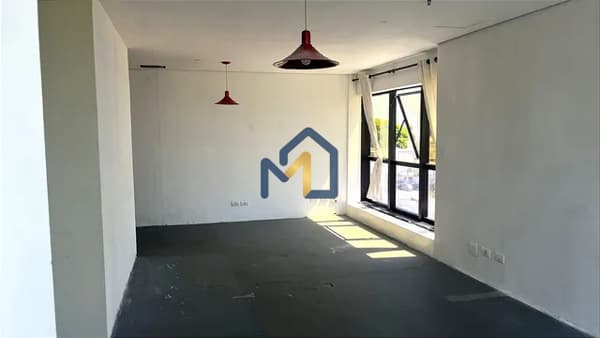SALA COMERCIAL A VENDA NO TECH TOWER, COM 44M², 1 BANHEIRO, 2 VAGAS, SÃO JOSÉ DOS CAMPOS/SP.
