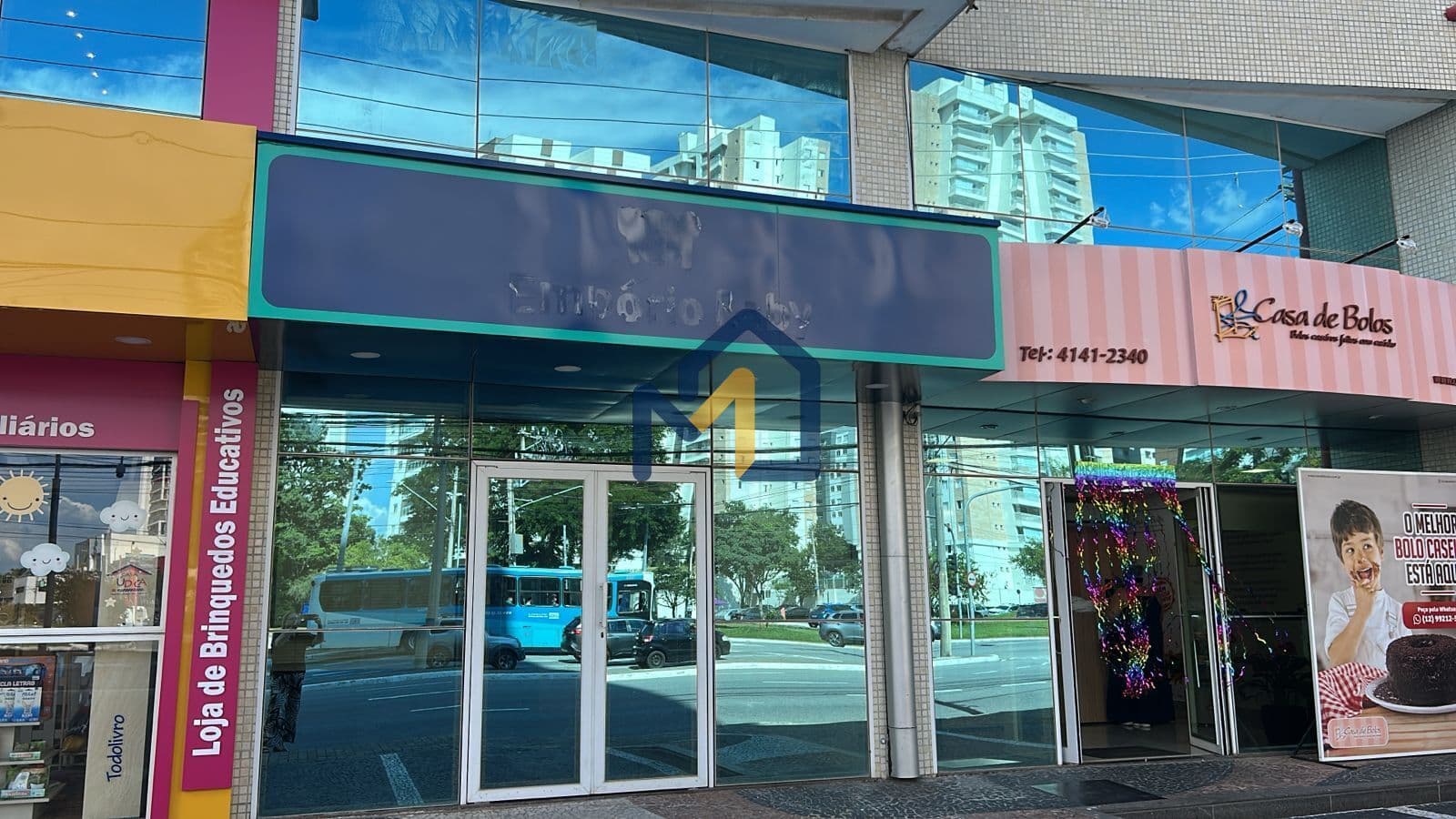 Ponto Comercial/Loja para Alugar – 67m² com Mezanino e 2 Vagas no City Hall Flat