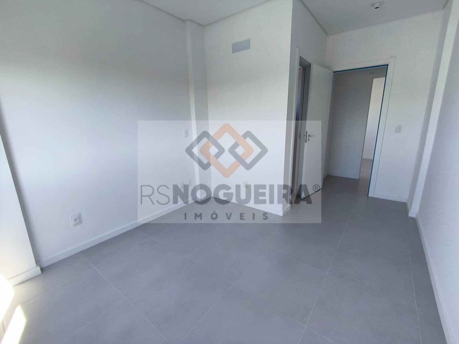 Apartamento em Palhoça - Pagani