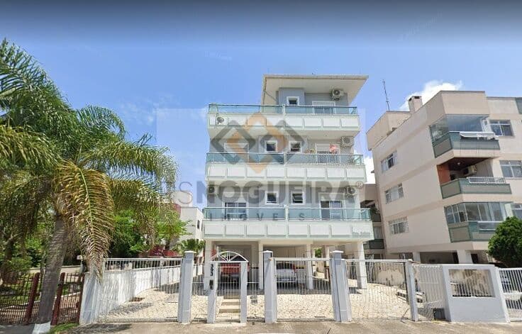 Cobertura Mobiliada à 350m da Praia!