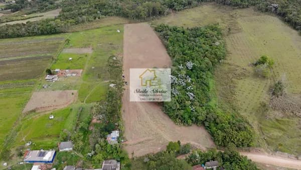 Lotes de 1.000m² ótima localização