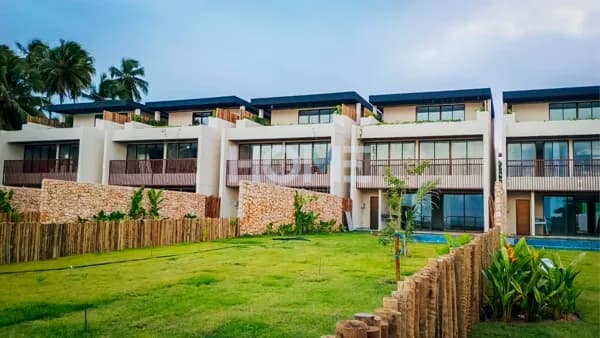 MOA MARCENEIRO (PRAIA) - Casa a beira mar de Milagres com 3 e 4 quartos