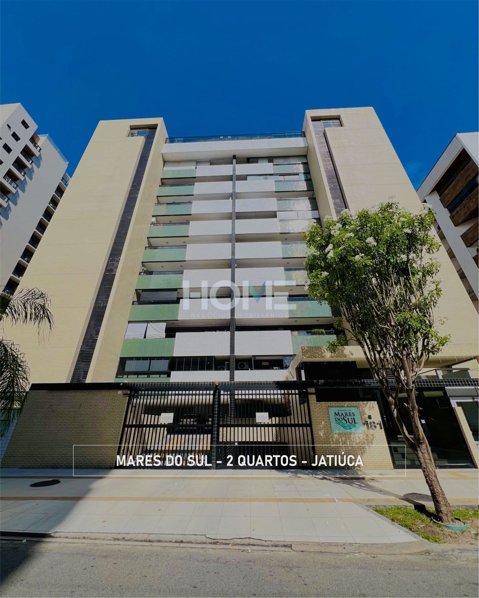 Apartamento com 2 quartos na 1° quadra da Praia da Ponta Verde