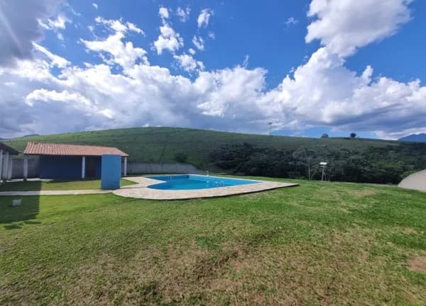 Fazenda/Sítios/Chácaras em Cruzeiro - Área Rural de Cruzeiro