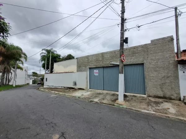 Casa em Cruzeiro - Vila Ana Rosa Novaes