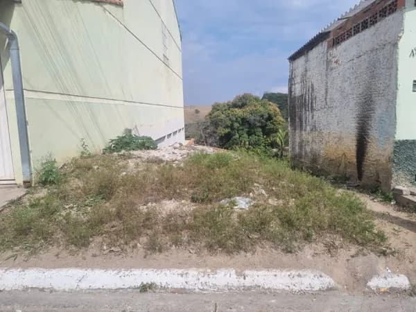 Lote/Terreno em Cruzeiro - Jardim São José