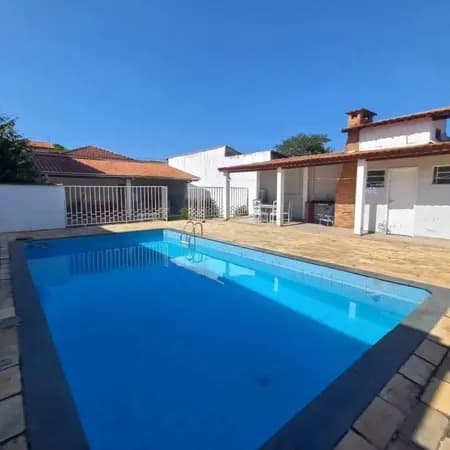 Casa em Cruzeiro - Centro