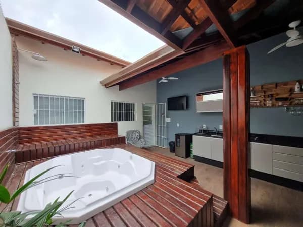 Casa em Cruzeiro - Vila Regina Célia