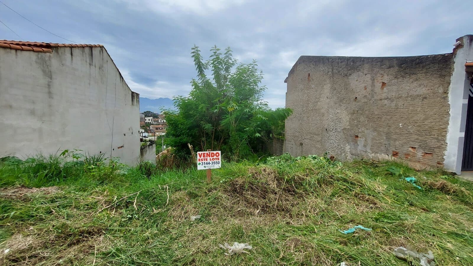 Lote/Terreno em Cruzeiro - Jardim São José