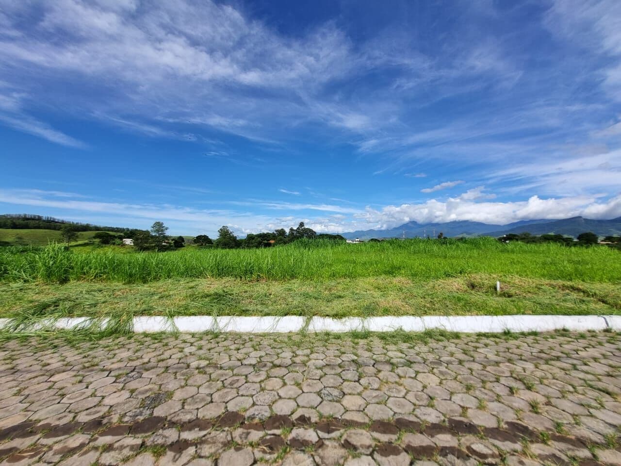 Lote/Terreno em Lavrinhas - Centro